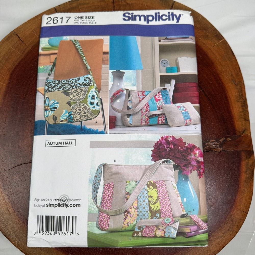 Simplicity 2617 Autum Hall Patchwork Bags Sewing Pattern Handbags Makeup Case